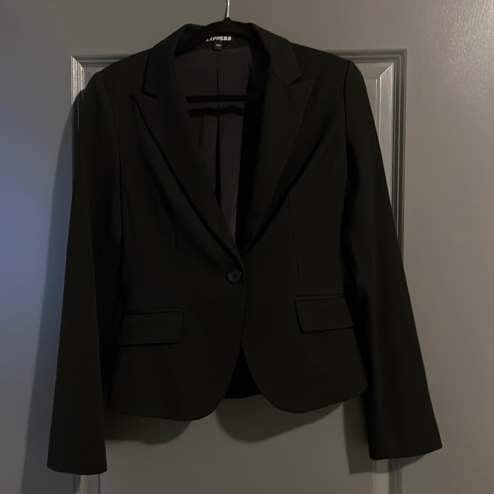 Express size 4 black suit jacket/blazer